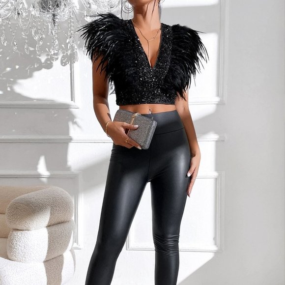 . Tops - Black Party Womens Fuzzy Trim Zipper Back Crop Top